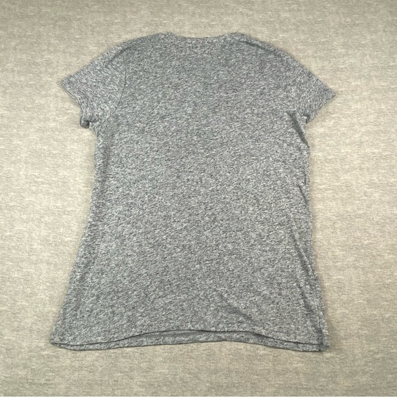 Levis Womens Gray‎ Short Sleeve Crew Neck T-Shirt Size Medium - Picture 2 of 7
